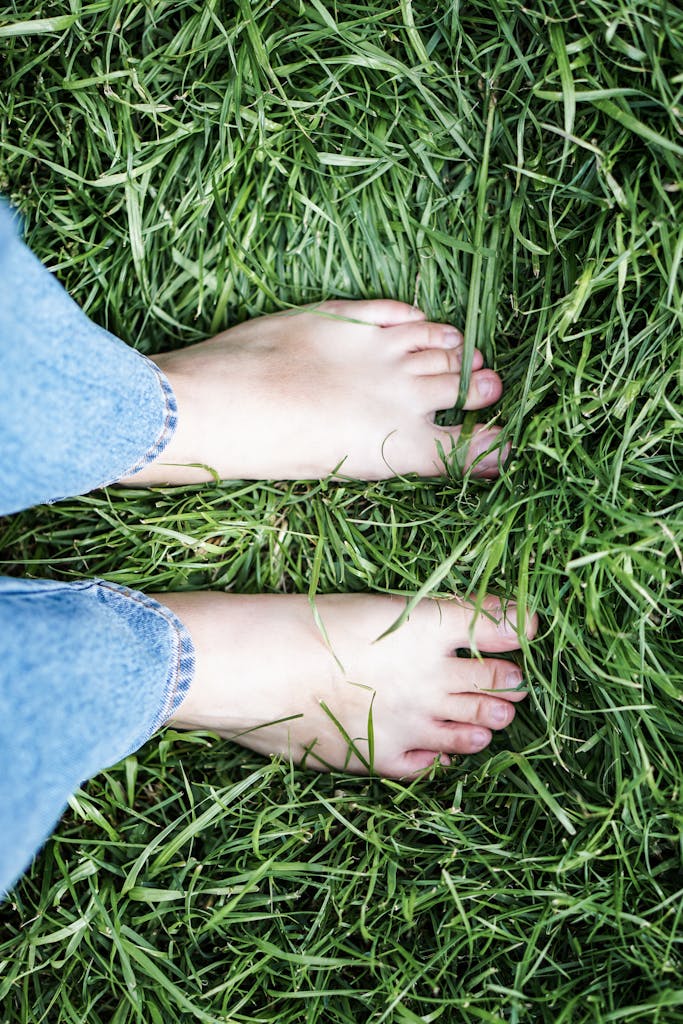 grounding helps activate the root chakra energy for release