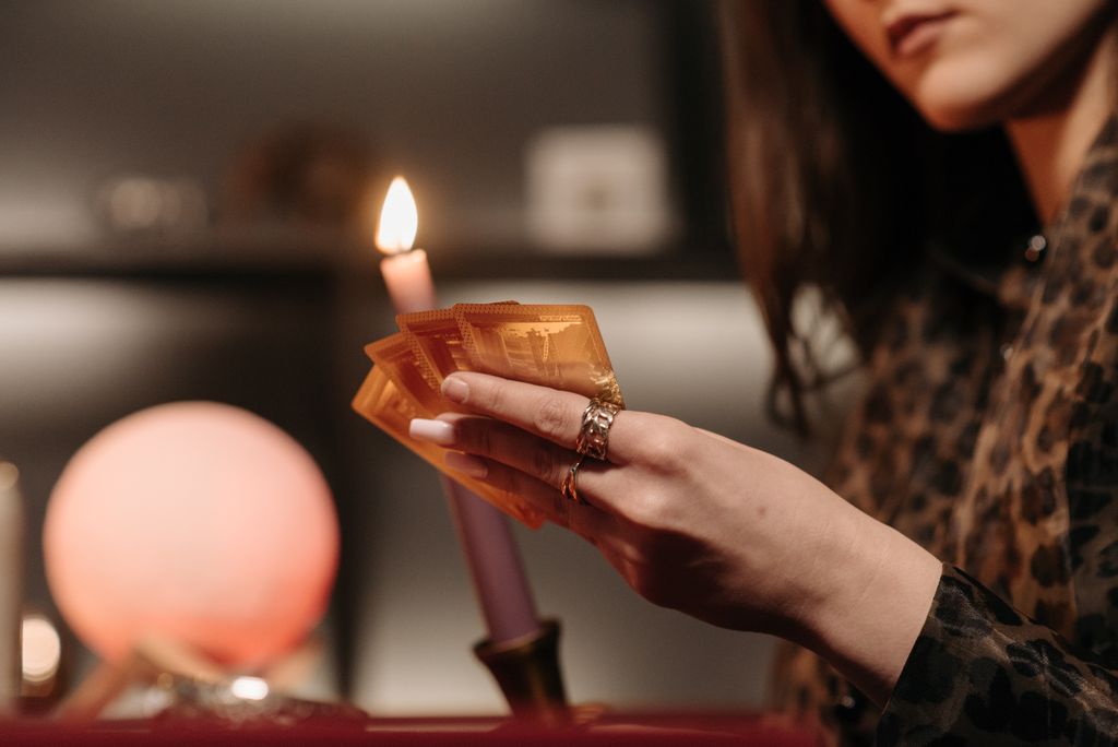 how to choose a psychic